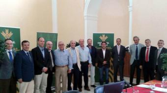 Entre los asistentes a las jornadas de Gibraleón se encontraban miembros del Consejo Rector y directivos de Caja Rural del Sur